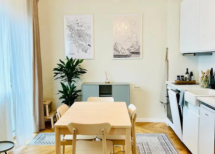 Ultracentral Lux Boutique 1Br Ap Near Subway